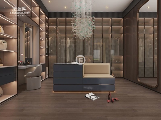 U Shaped Navy Blue High End Walk In Closets With Transparent Glass Doors OEM ODM